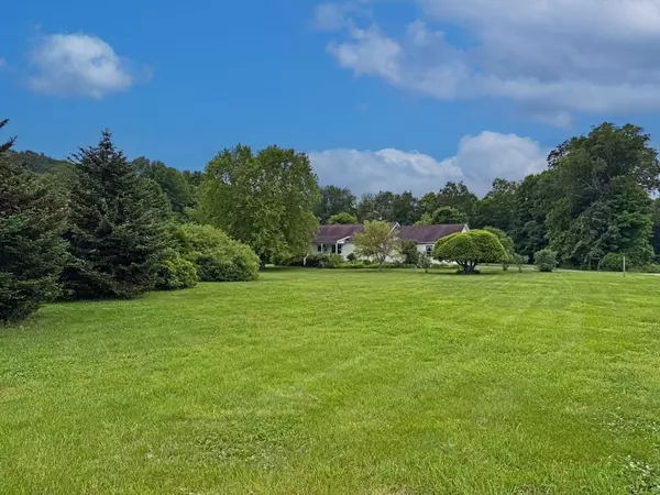 Gill, MA 01354,5 Boyle Road