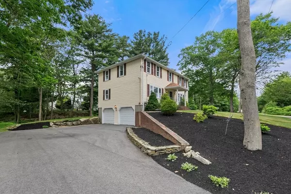 Abington, MA 02351,74 Checkerberry Rd
