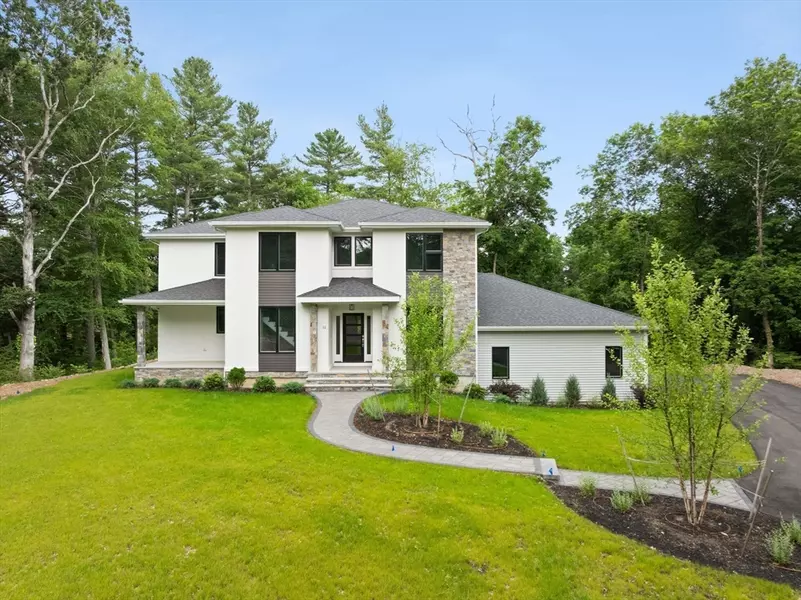 11 Olde Stable Lane, Easton, MA 02356