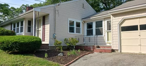 Wilmington, MA 01887,11 Harris St