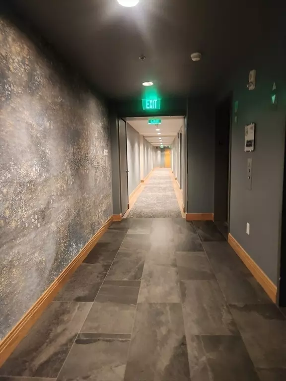 Boston, MA 02116,110 Stuart Street #19-D