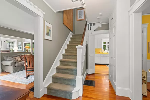 Dedham, MA 02026,21 Marsh St