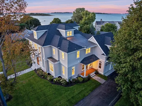 16 Foley Beach Rd, Hingham, MA 02043