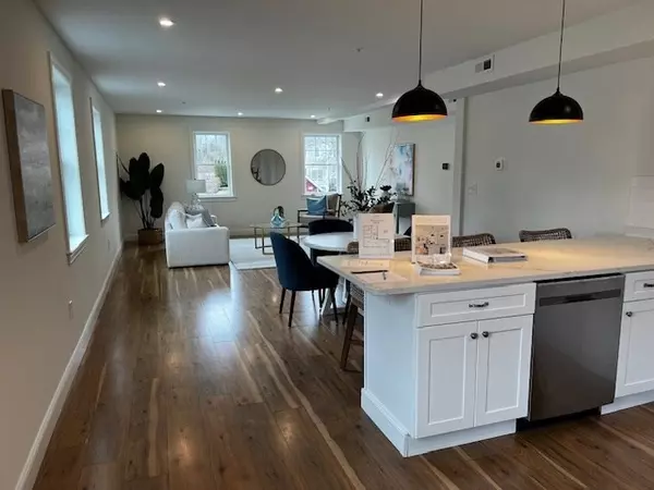 Cohasset, MA 02025,1 Pleasant St #Fl 1,2,3