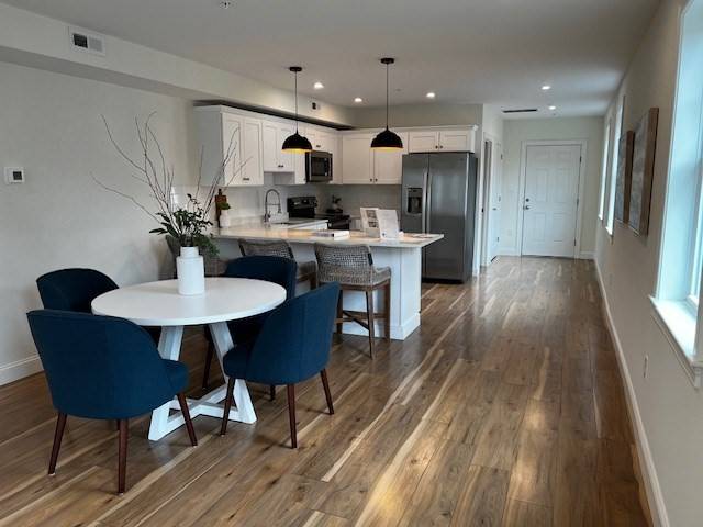 Cohasset, MA 02025,1 Pleasant St #Fl 1,2,3