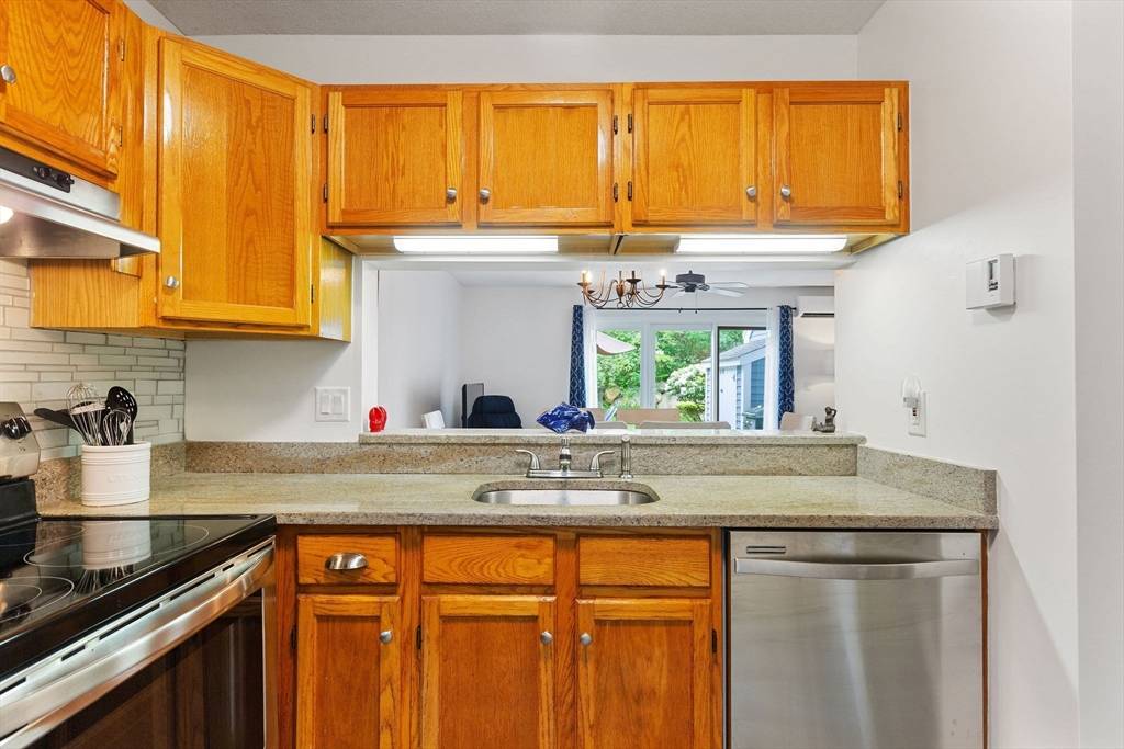 Brewster, MA 02631,288 Fletcher Ln #288