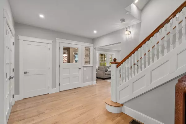 Medford, MA 02155,4 Grove St