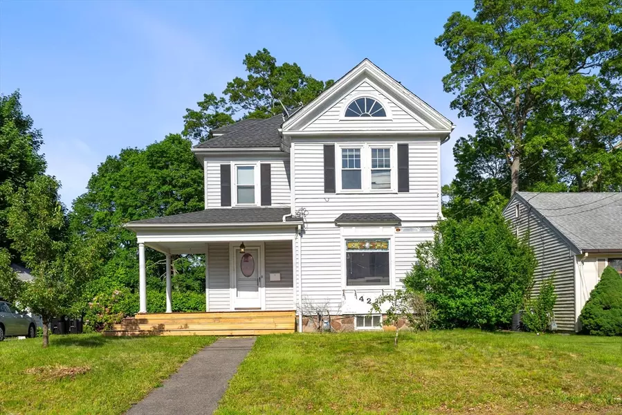 426 Moraine St, Brockton, MA 02301