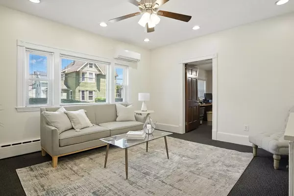 Melrose, MA 02176,85 Lynde Street