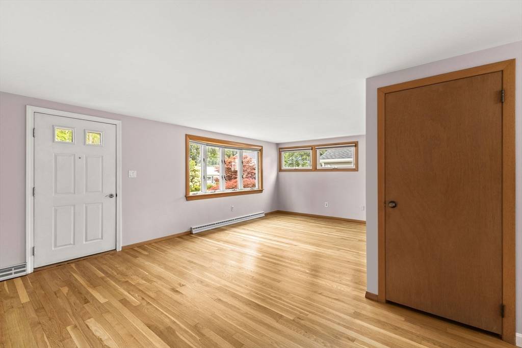 Somerset, MA 02725,30 Bellevue Avenue