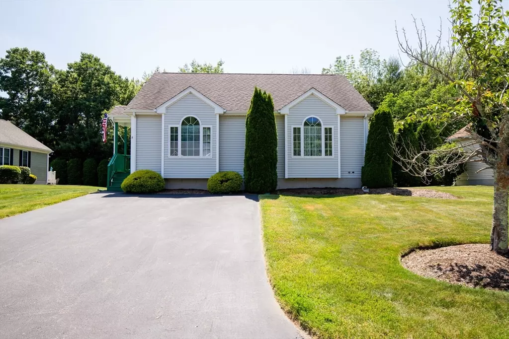 East Bridgewater, MA 02333,8 Rodeo Dr