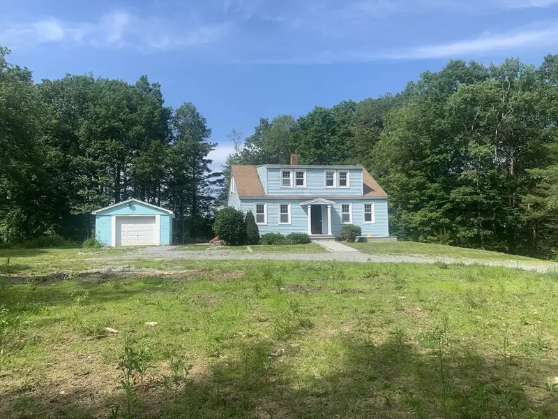 205 Gardner Road, Hubbardston, MA 01452