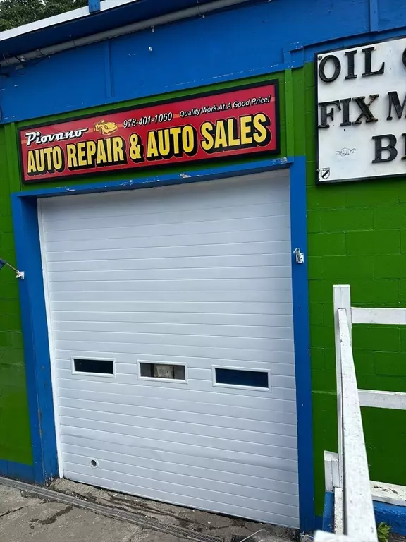 Leominster, MA 01453,115 Whitney St