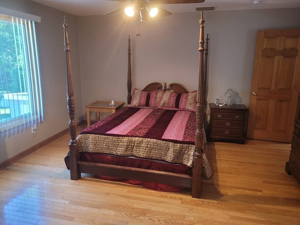 Westport, MA 02790,211 Tickle Rd