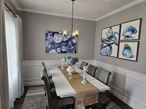 Milford, MA 01757,3 Panda Court