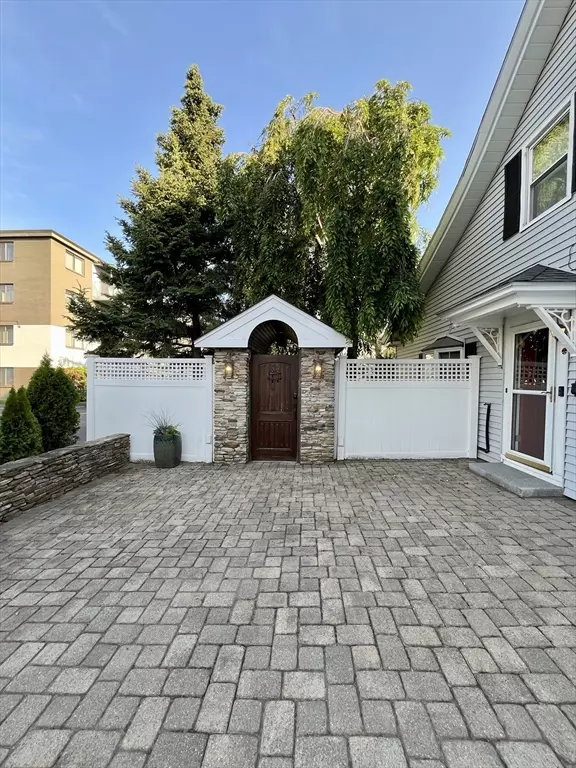 Malden, MA 02148,144-R Summer St