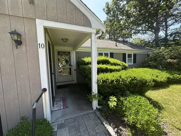 Yarmouth, MA 02675,10 Freeman Rd