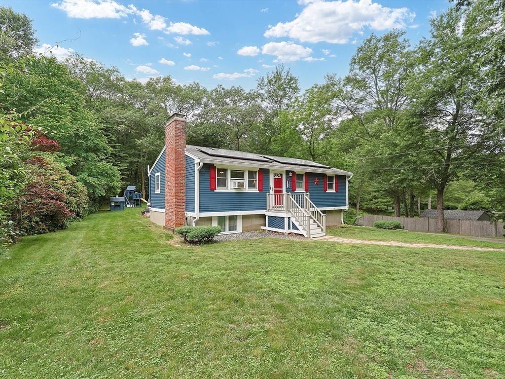 Newbury, MA 01922,29 School St