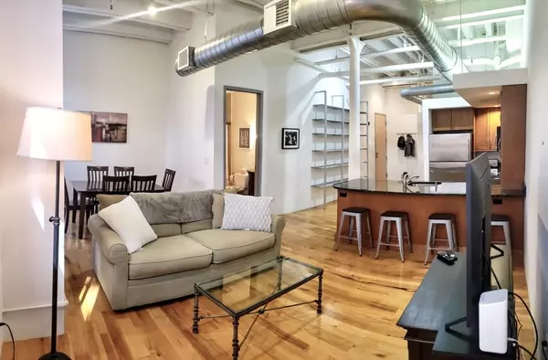 Boston, MA 02111,111 Beach #1B