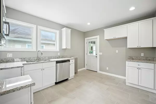 Springfield, MA 01109,212 Marsden St