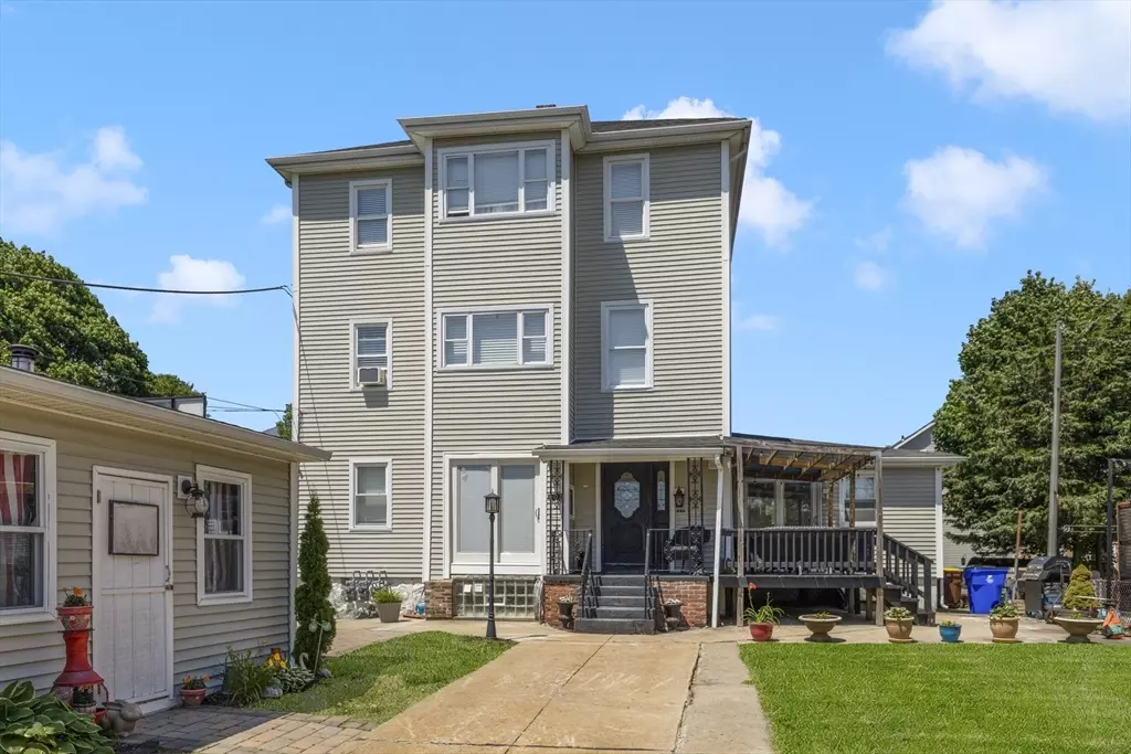 Fall River, MA 02721,506 Snell  St