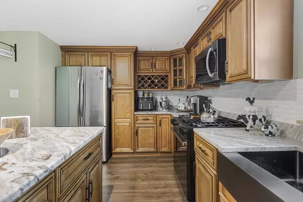 Fall River, MA 02721,506 Snell  St