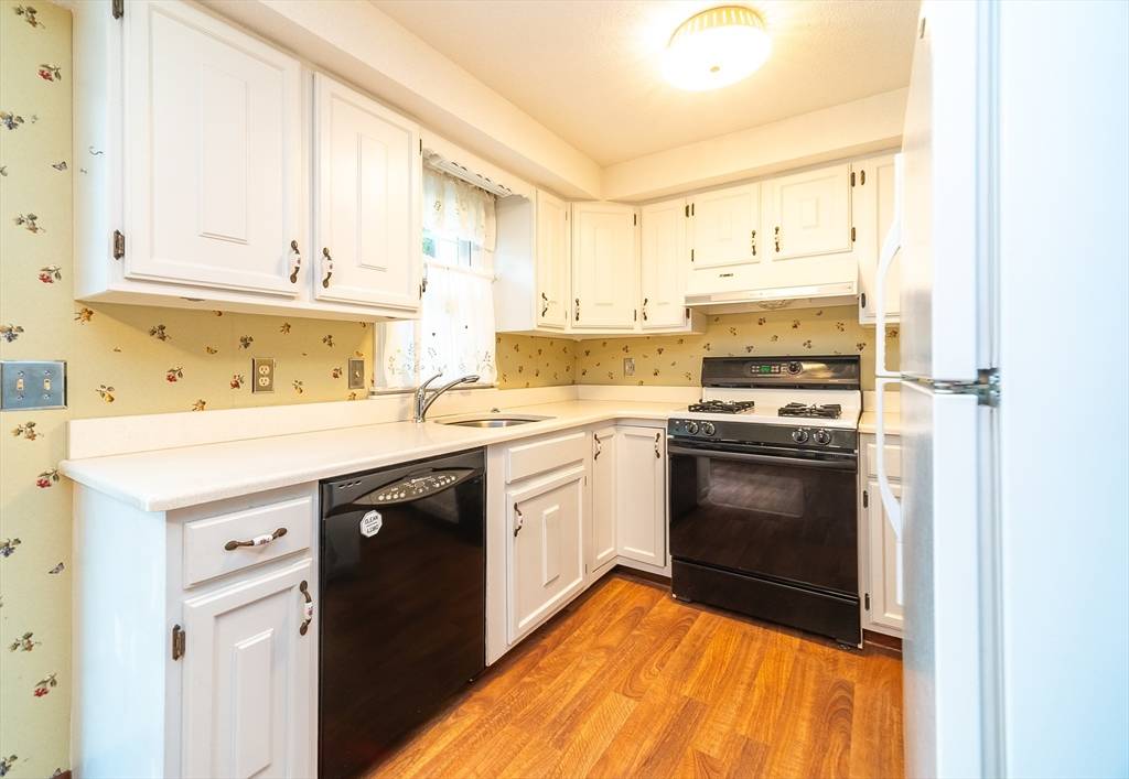 Agawam, MA 01001,79 Plantation Dr #79