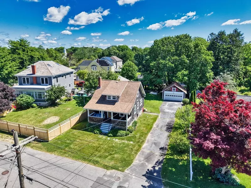 15 North Pleasant, Dartmouth, MA 02748