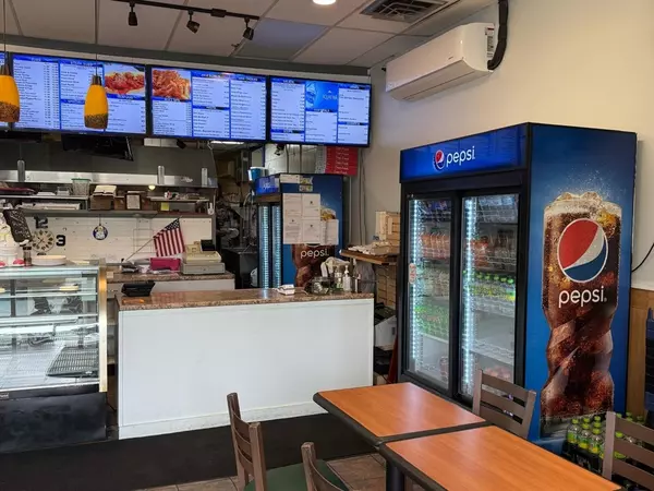 Middleboro, MA 02346,3 E Grove St