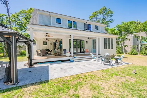 Mashpee, MA 02649,79 Neshobe Rd
