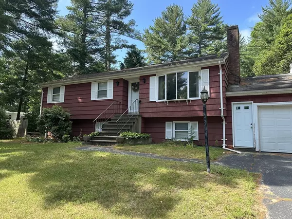 Pembroke, MA 02359,136 Priscilla Dr