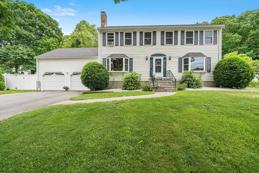 10 Manoogian Cir, Milford, MA 01757