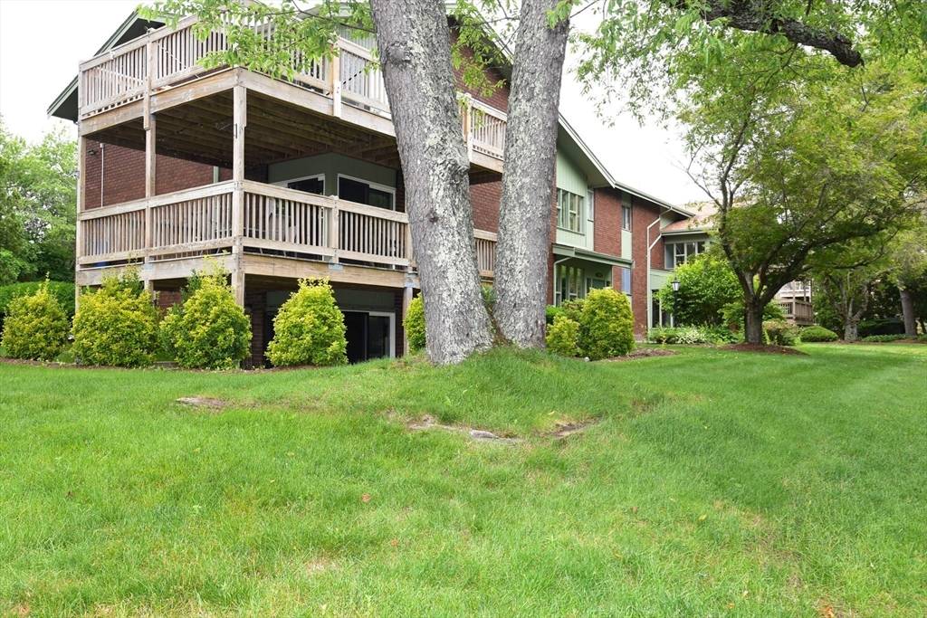 Marshfield, MA 02050,980 Plain St #4