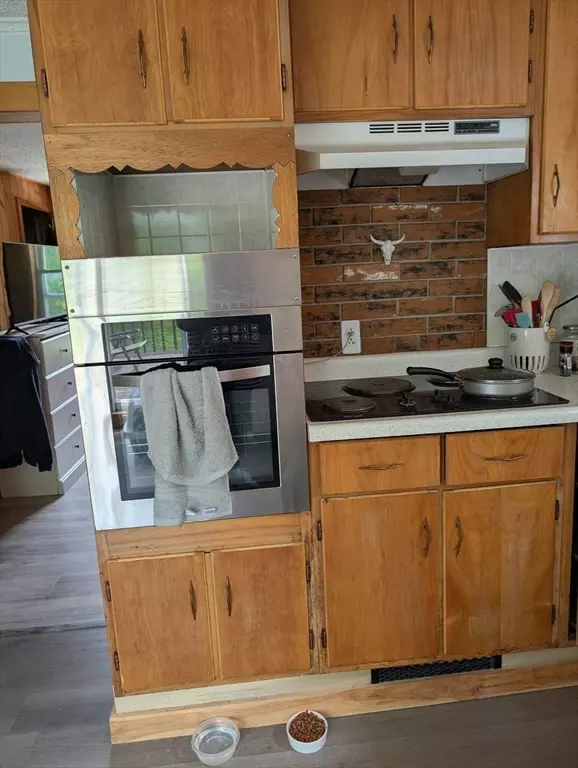 Adams, MA 01220,59 East Hoosac St