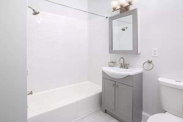 Boston, MA 02118,51 Worcester St #2