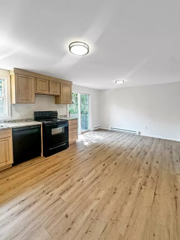 Lawrence, MA 01841,73 Thornton St #73