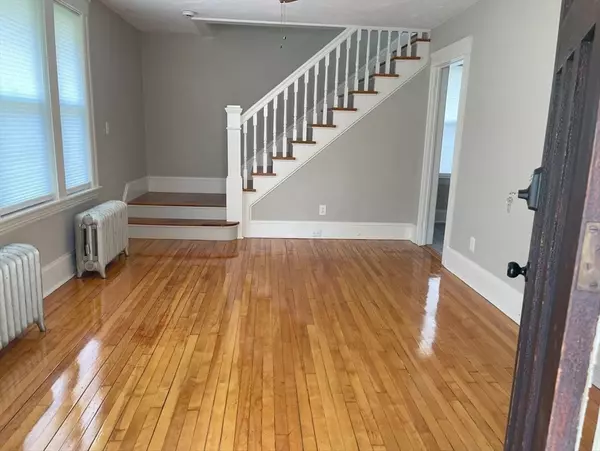Worcester, MA 01605,39 Barnard Rd