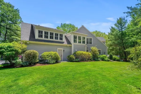 Manchester, MA 01944,1 Crooked Ln