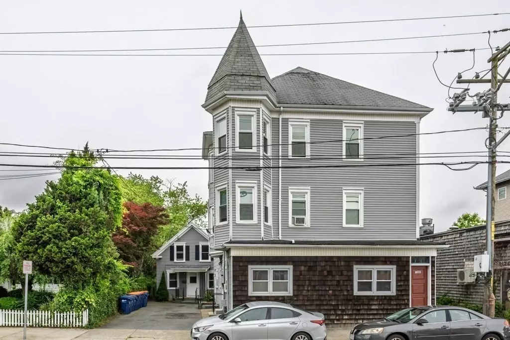 Fairhaven, MA 02719,338-340 Main St