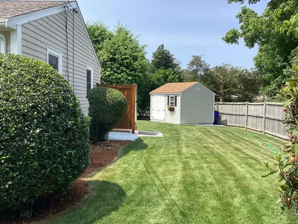 Bourne, MA 02259,8 Saco Ave