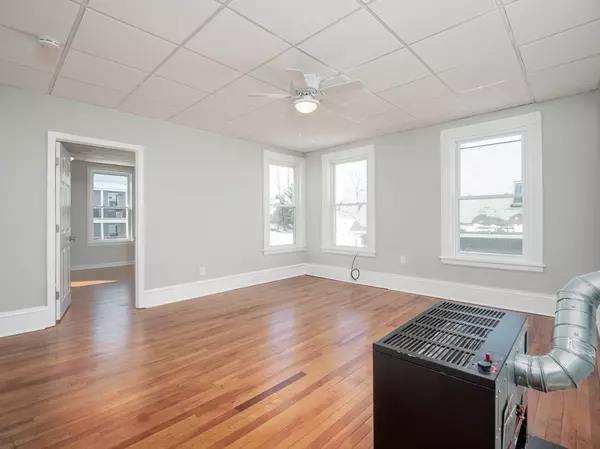 Worcester, MA 01605,95 Green Hill Parkway #2