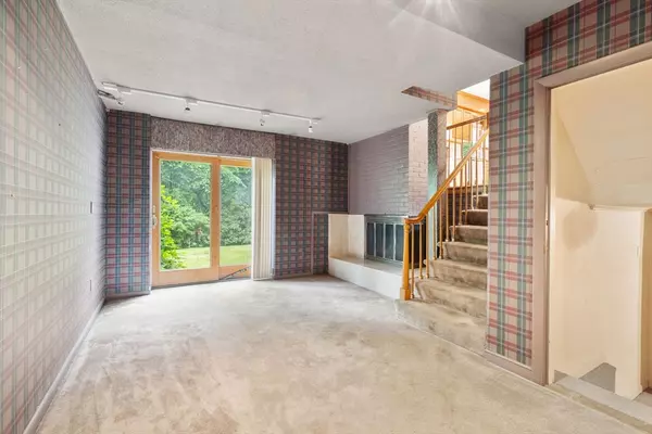 3 Socrates Way Winchester, MA 01890