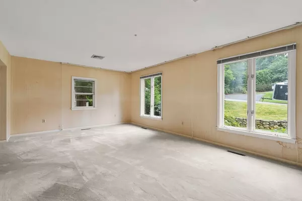 3 Socrates Way Winchester, MA 01890