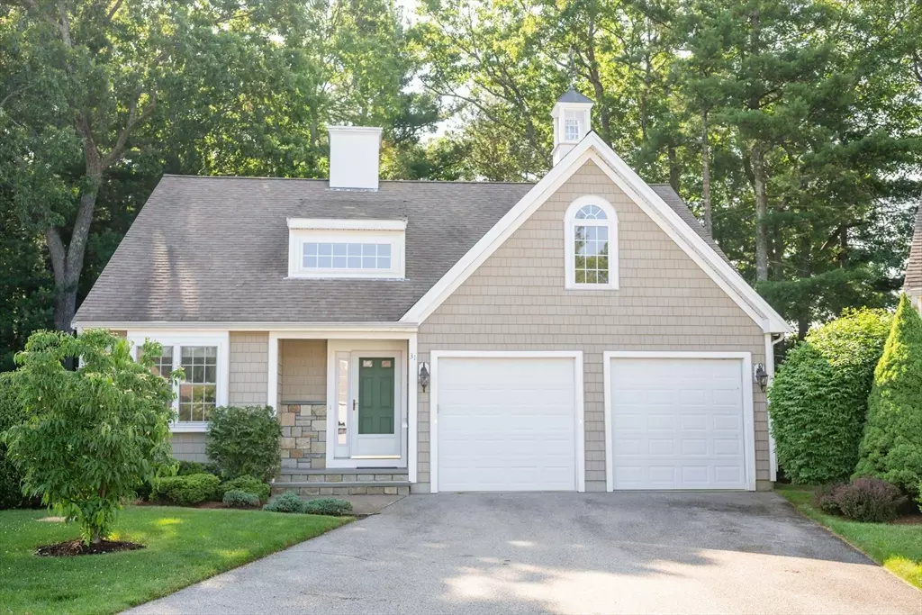 Weymouth, MA 02190,31 Mulligan Dr #31