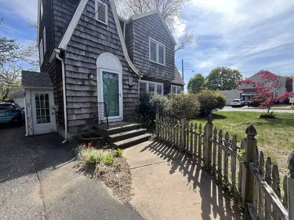 Springfield, MA 01118,752 Allen St