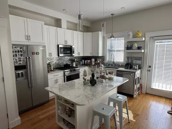 Somerville, MA 02144,47 Wallace St #2