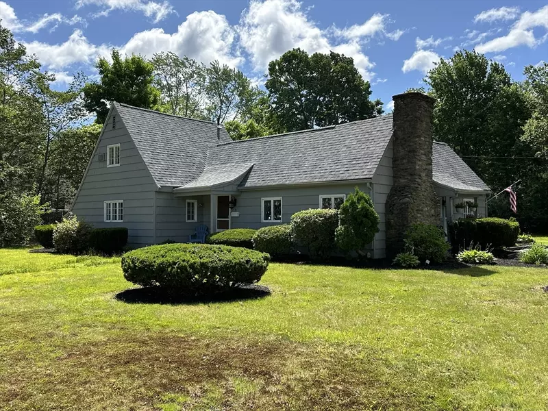 5 Florence St, Rockland, MA 02370