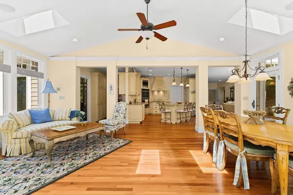 Lakeville, MA 02347,4 Furlong Cir