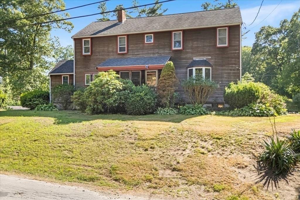 50 Annawon Drive, Halifax, MA 02338