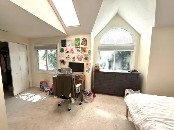 Watertown, MA 02472,12 Cozy Street #12